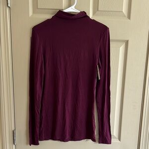 Women's Burgundy Long Sleeve Top
